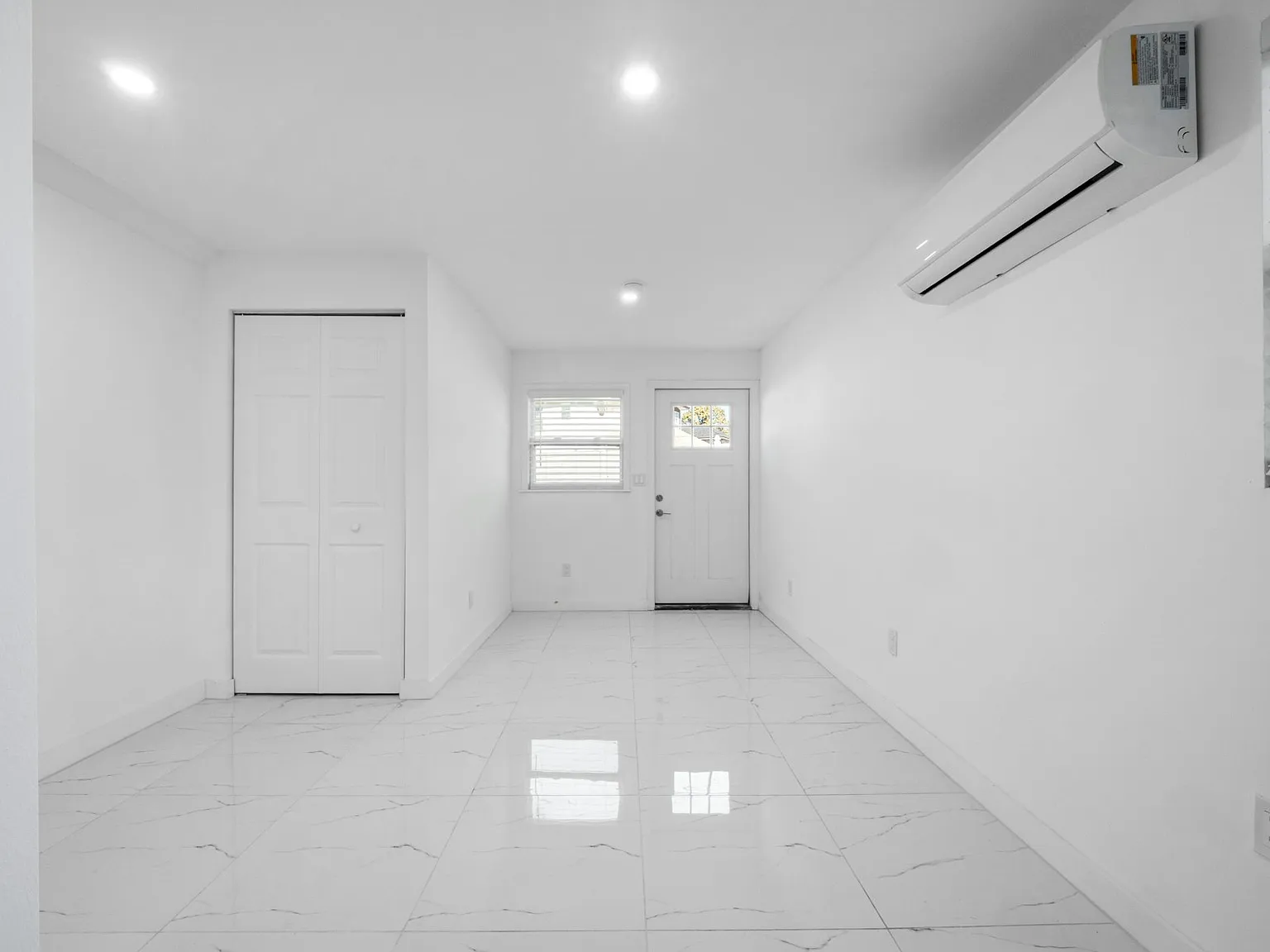 2500 Marlboro Street, Unit B-4 — Photo 4