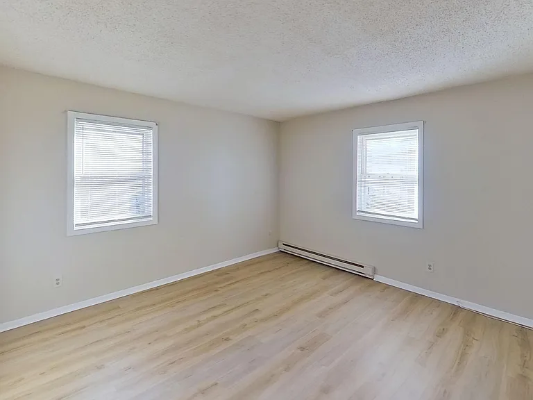 35 Parkwood St #2 — Photo 3
