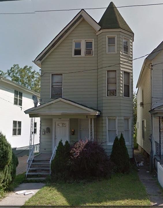 1st image of 396 Cortlandt St
