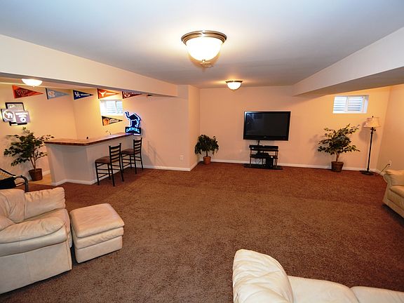4th image of 8632 Treeline Dr