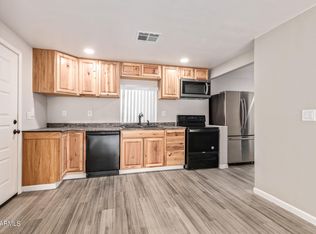 7219 N 55th Dr, Glendale, AZ 85301