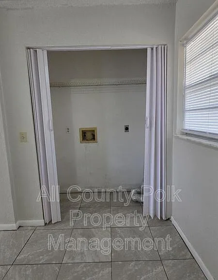 110 Stephenson Ave — Photo 7