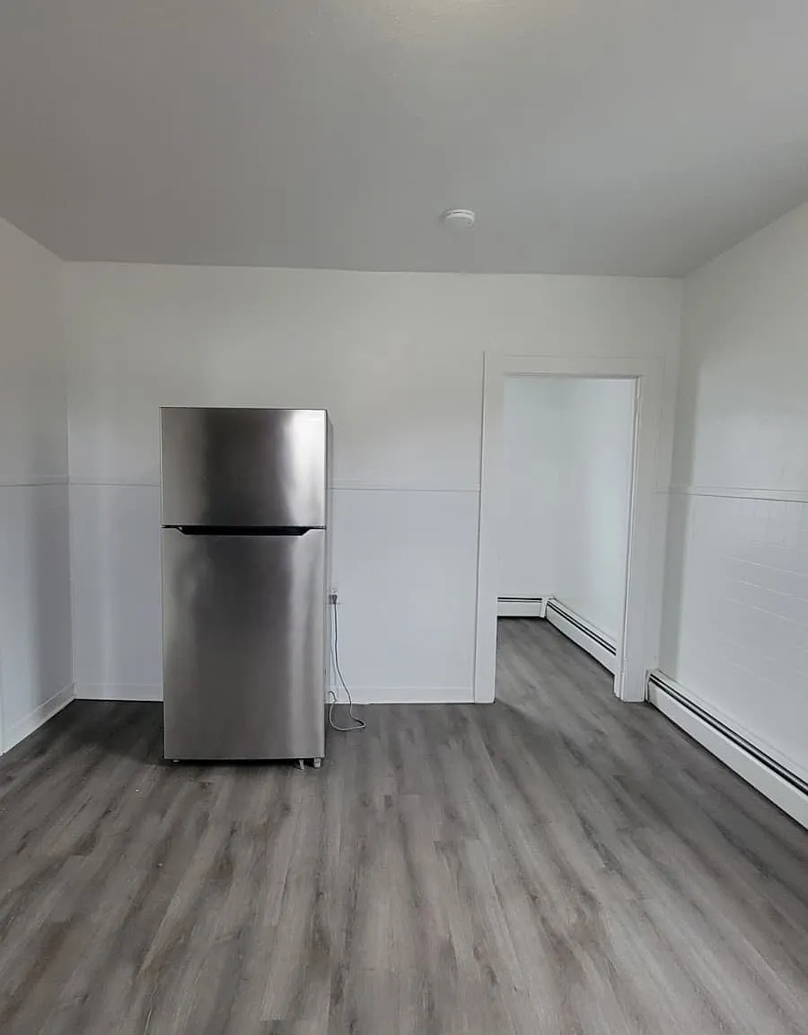 1 bed, 1000 sqft, $1,000 — Photo 3