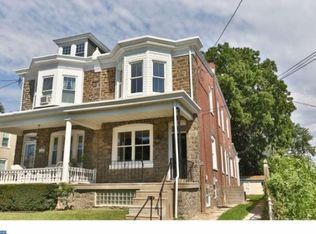 564 Hermitage St, Philadelphia, PA 19128