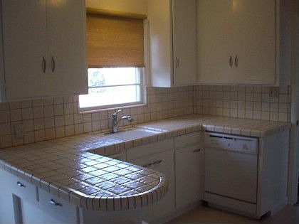 4th image of 3188 Garnet Dr