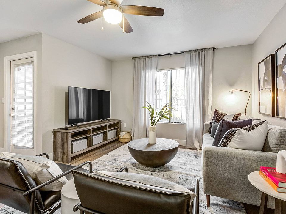 Living Area of B1RG Sophisticated