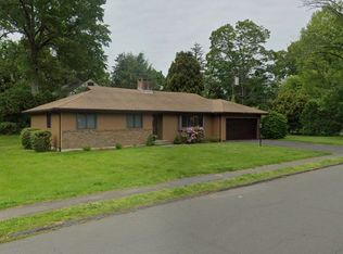 13 Partridge Rd, White Plains, NY 10605