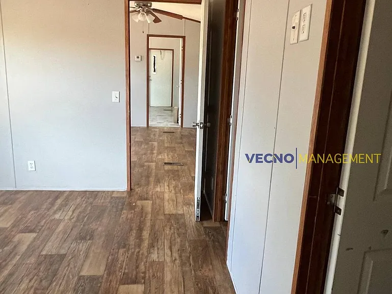1819 Country Rd #1001-11 — Photo 9