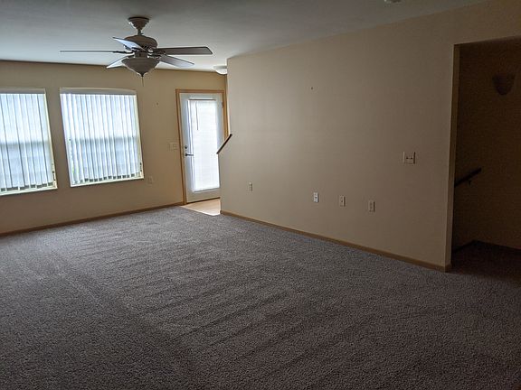 5th image of 5733 Lexington St