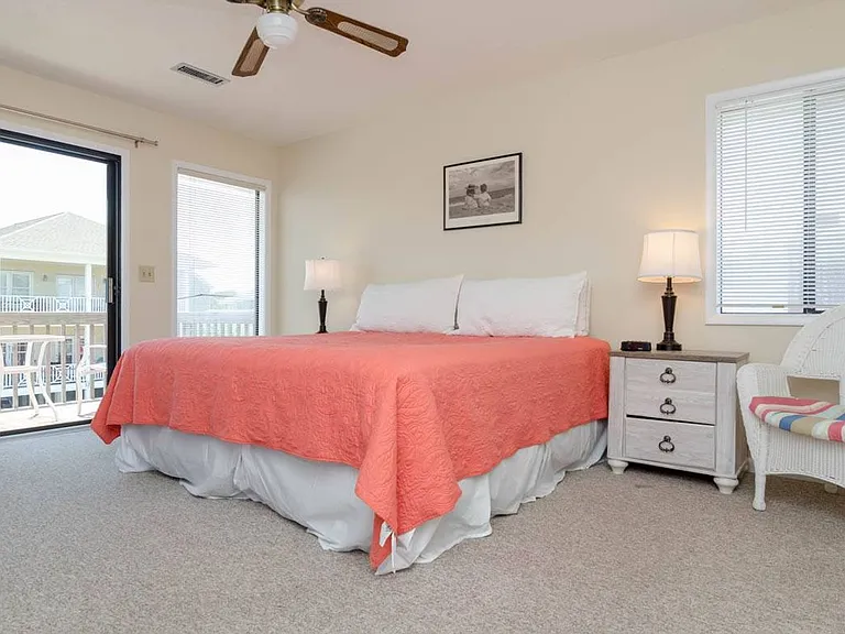 13 E Henderson St #1 — Photo 12