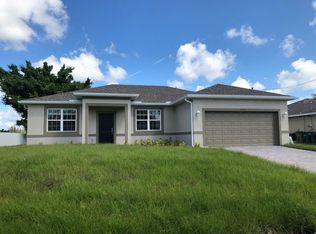 2805 NW 7th St, Cape Coral, FL 33993