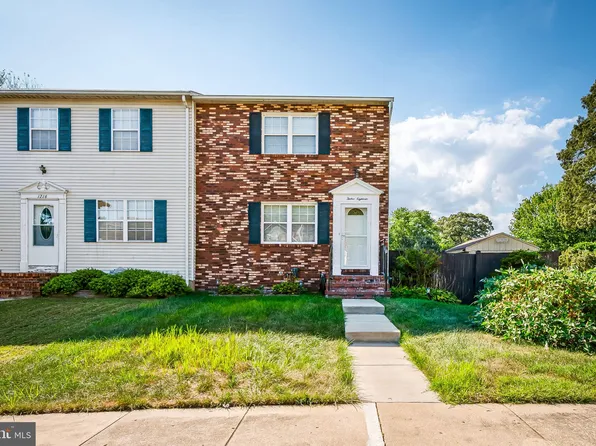 1218 Holmespun Dr, Pasadena, MD 21122