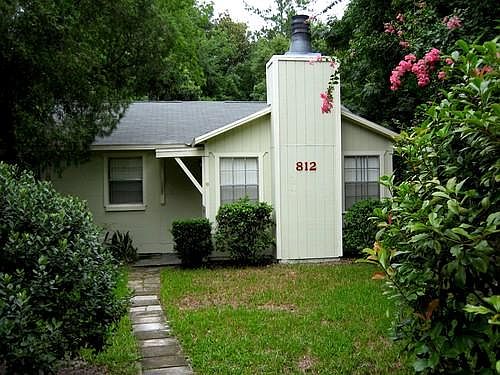 1st image of 812 NW 18th Ave