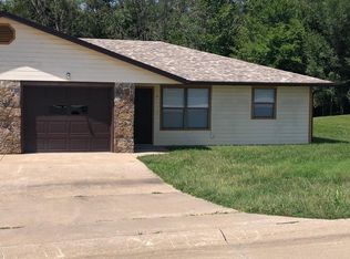 104 Irwin Dr #104, Jefferson City, MO 65109