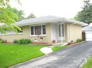 5718 S 39th St, Milwaukee, WI 53221