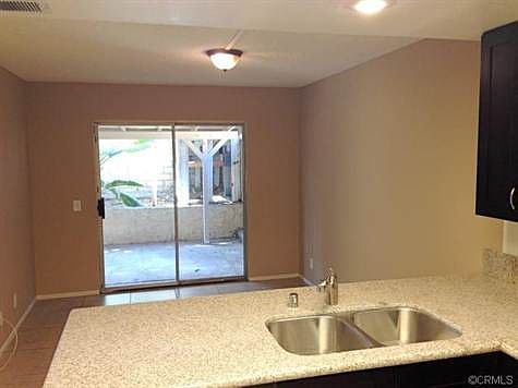4th image of 6522 Pacifica Ave
