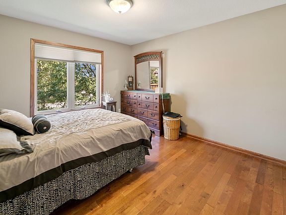 5th image of 1551 Lincoln Park Dr