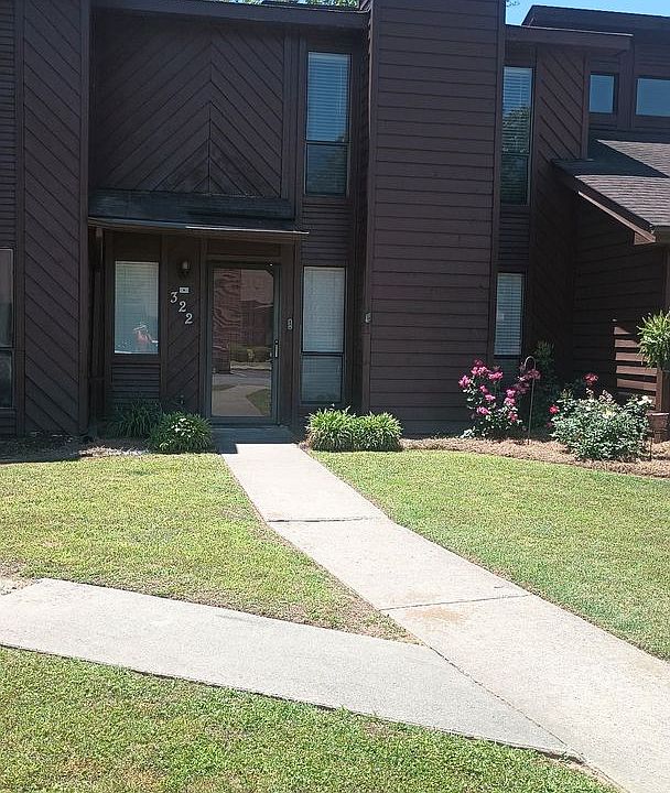 1st image of 322 Rock Knoll Dr