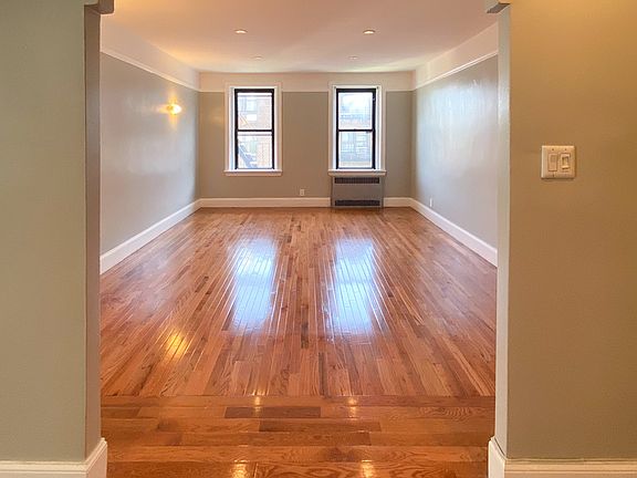 3rd image of 309 E 19th St #5
