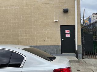 2716 N Lawrence St, Philadelphia, PA 19133