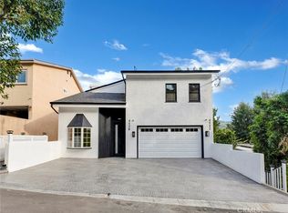 4530 4532 Ensenada, Woodland Hills, CA