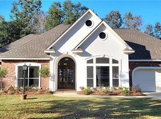 2113 Ridge Ct, Mandeville, LA 70448