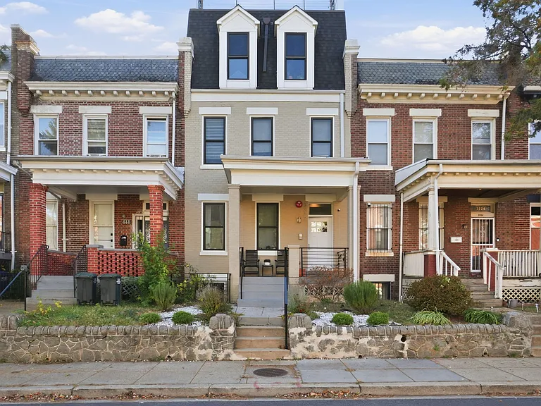 3222 Warder St NW #5 — Photo 1
