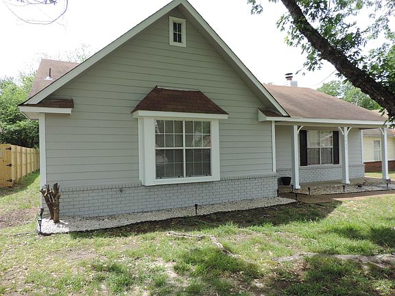 2nd image of 6469 Trysting Oak Dr