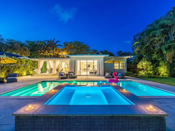 950 NE 117th St, Biscayne Park, FL 33161