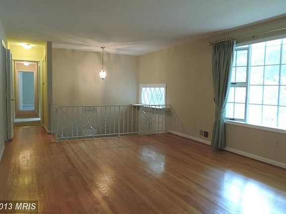 5th image of 1565 Forest Villa Ln