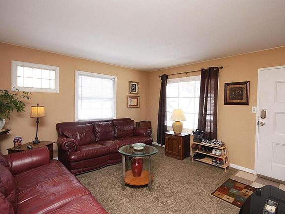 4th image of 3511 Paxton Dr