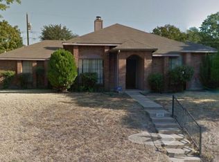 4931 Hollow Ridge Rd, Dallas, TX 75227