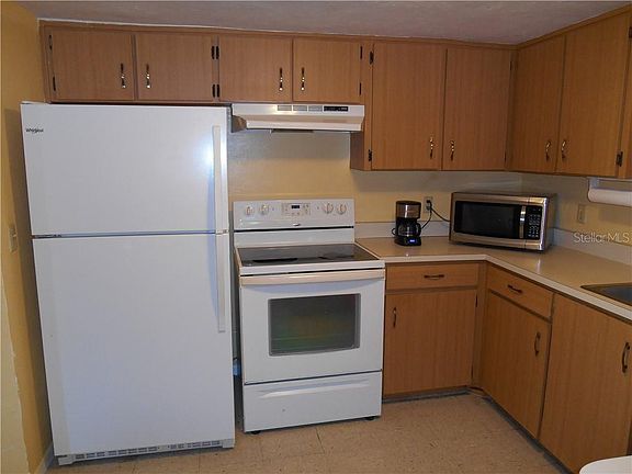 5th image of 336 Dorothy Ave