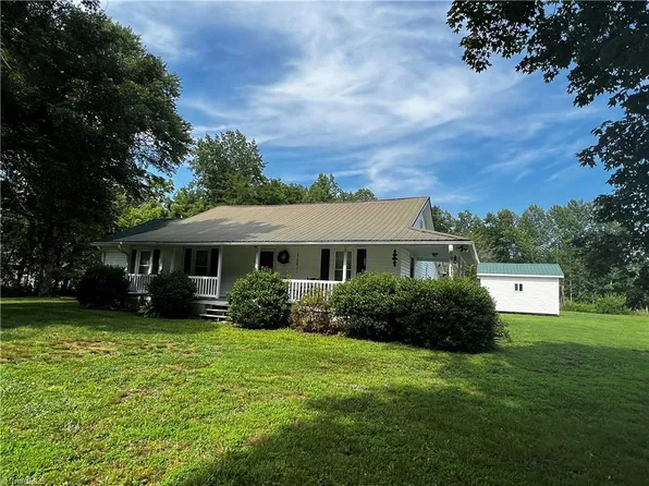 132 Will Boone Rd, Mocksville, NC 27028