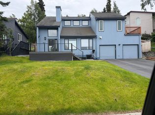 6671 Lawlor Cir, Anchorage, AK 99502