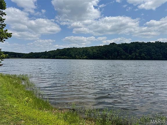 3rd image of 645 Pond Run Rd