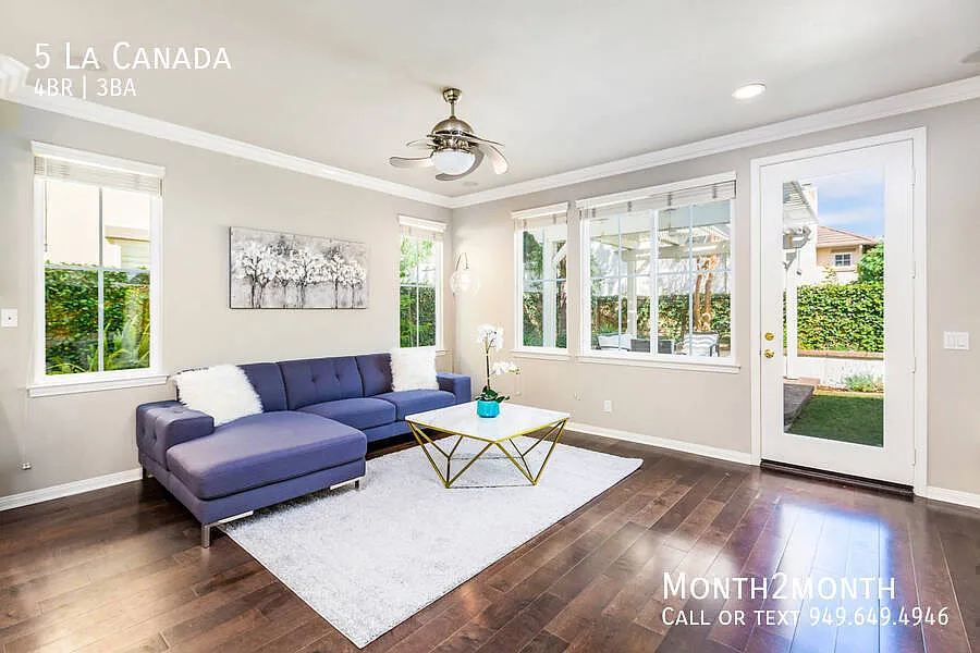 Northpark Exotic Charm on La Canada — Photo 2