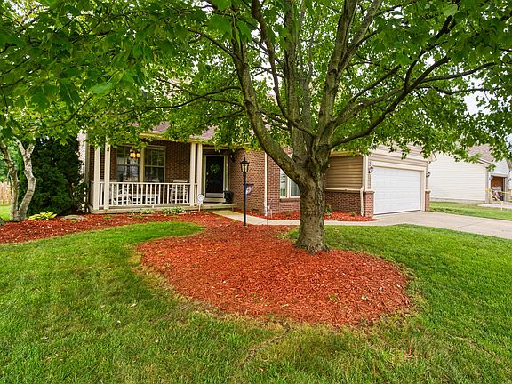 3rd image of 679 Cherry Hill Dr