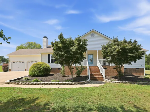 515 Bobbitt Rd, Clayton, NC 27520