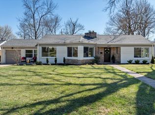 1450 Ronald Dr, Saint Louis, MO 63119