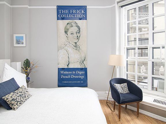 4th image of 2109 Broadway APT 13129
