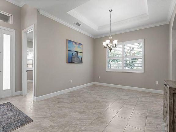 3rd image of 41 Riverview Bnd N