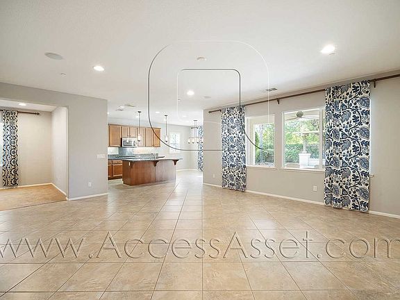 5th image of 29534 Dry Creek Dr