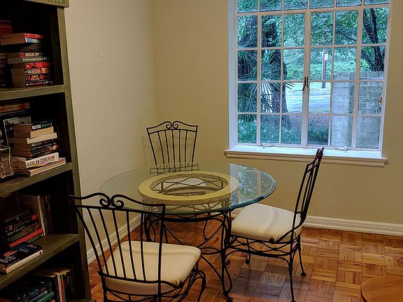 5th image of 1700-Q1 N Elm St