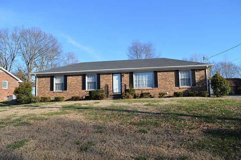 1st image of 2256 Blakemore Dr