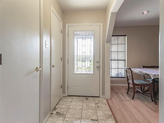 4th image of 6916 Wilton Dr