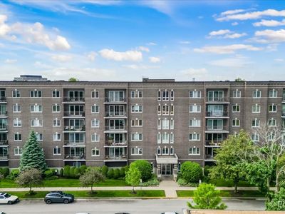 1327 Brown St UNIT 206, Des Plaines, IL, 60016