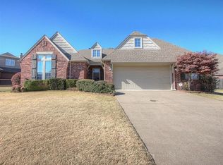 11922 S 101st Ave E, Bixby, OK 74008