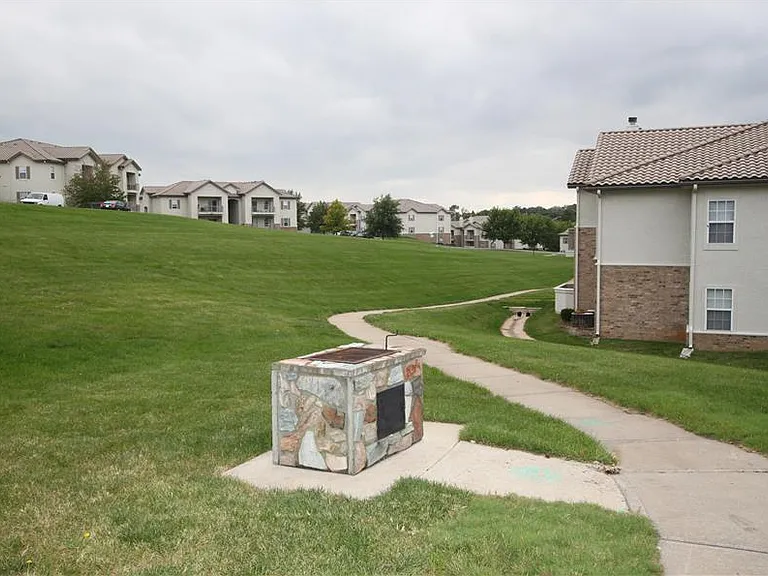 The Lakes at Lionsgate Apartments — Photo 23
