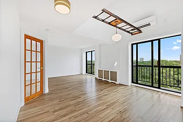 207 Prospect Park South West #9B image 1 of 10